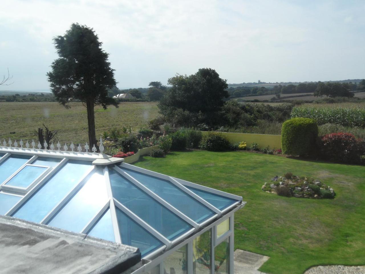 Monterey Pines Bed and Breakfast Helston Exteriör bild
